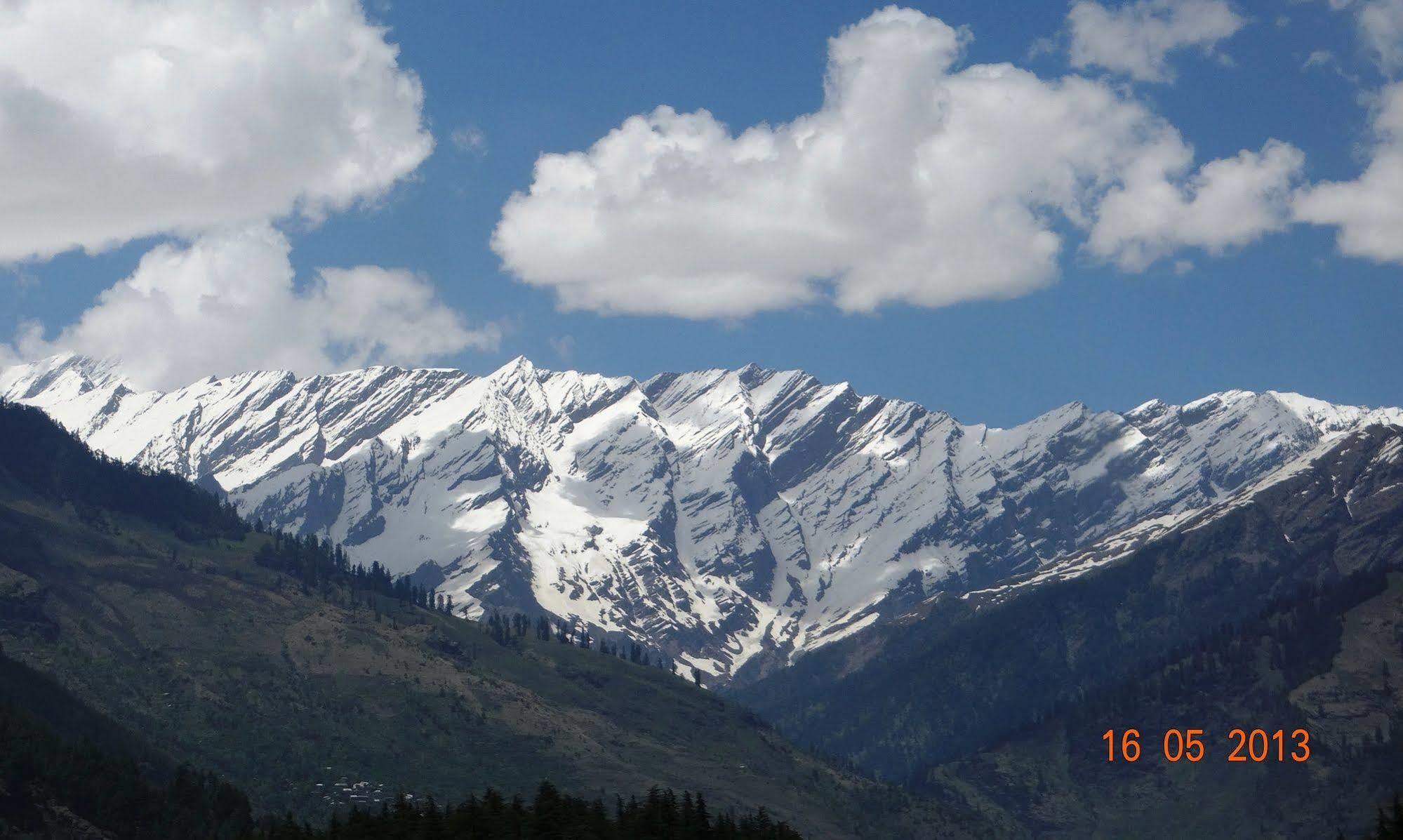 Hotel Vintage Manali  Exterior photo