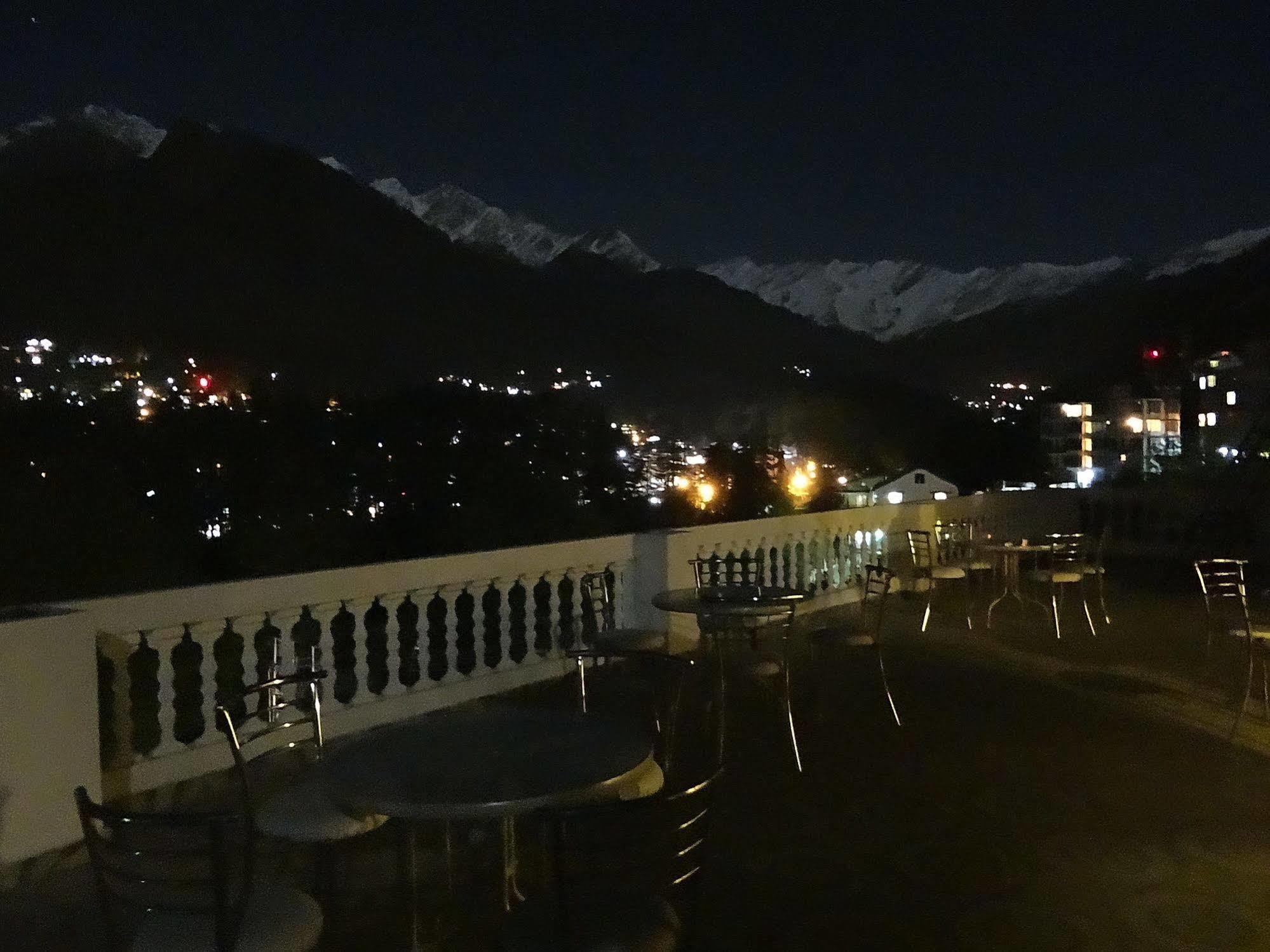 Hotel Vintage Manali  Exterior photo